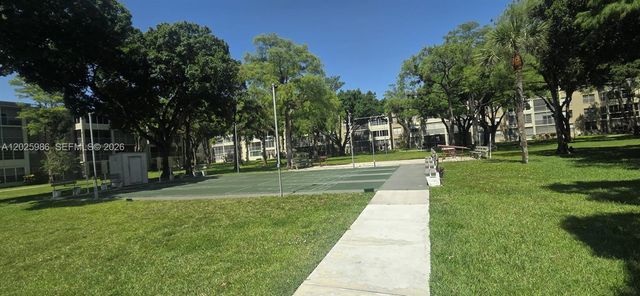 2999 NW 48th Ave 246, Lauderdale Lakes, FL 33313