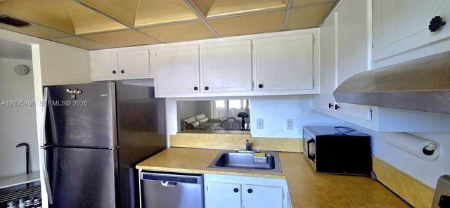 2999 NW 48th Ave 246, Lauderdale Lakes, FL 33313
