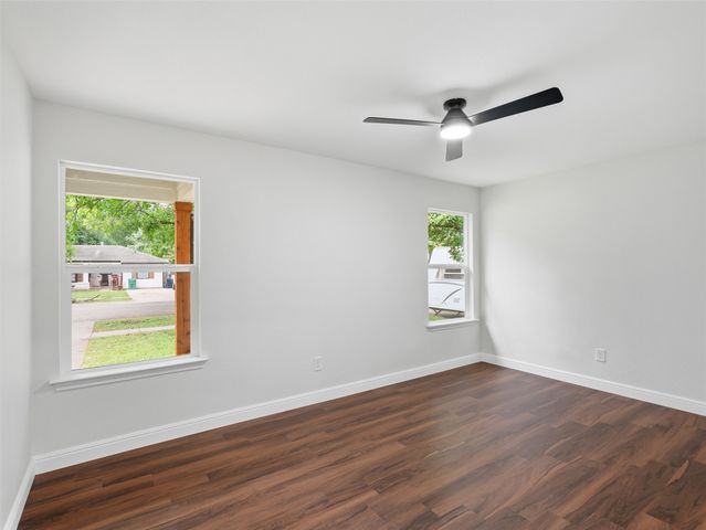 706 Emery Street, Denton, TX 76201