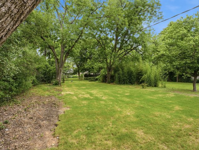 706 Emery Street, Denton, TX 76201