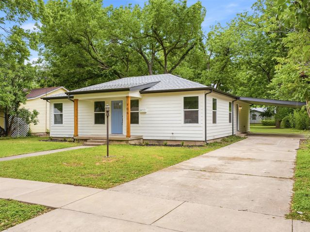 706 Emery Street, Denton, TX 76201