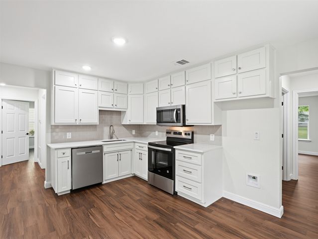 706 Emery Street, Denton, TX 76201