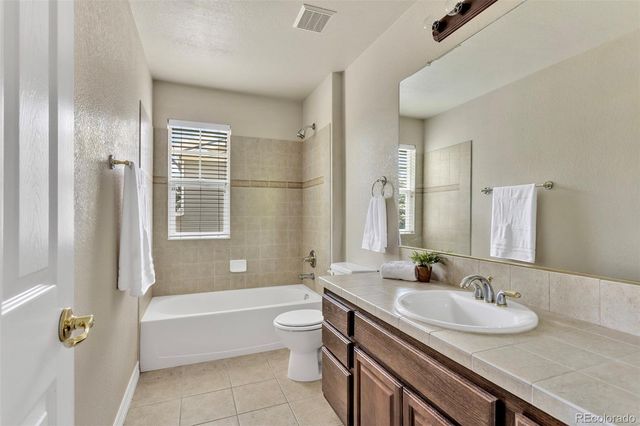 22245 E Glasgow Place, Aurora, CO 80016