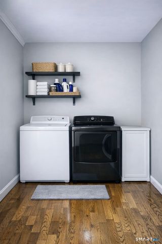 587 Brooks Street !st floor, Bridgeport, CT 06608