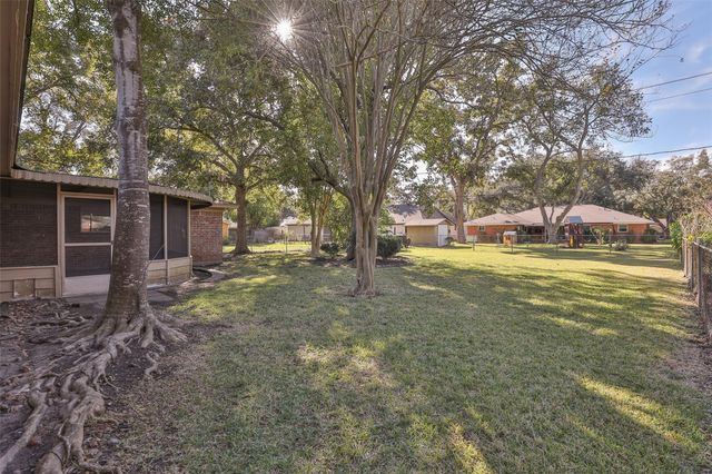 606 Venice Street, Sugar Land, TX 77478