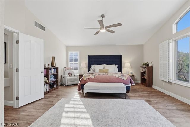 10240 Glen Ora Avenue, Las Vegas, NV 89134