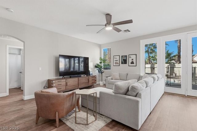 10240 Glen Ora Avenue, Las Vegas, NV 89134