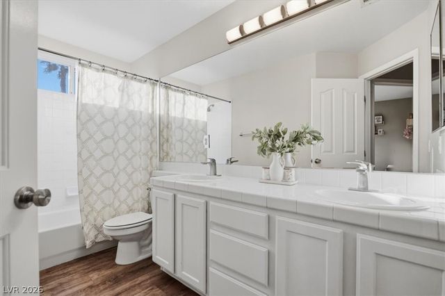 10240 Glen Ora Avenue, Las Vegas, NV 89134