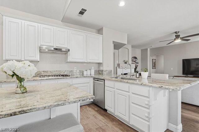 10240 Glen Ora Avenue, Las Vegas, NV 89134