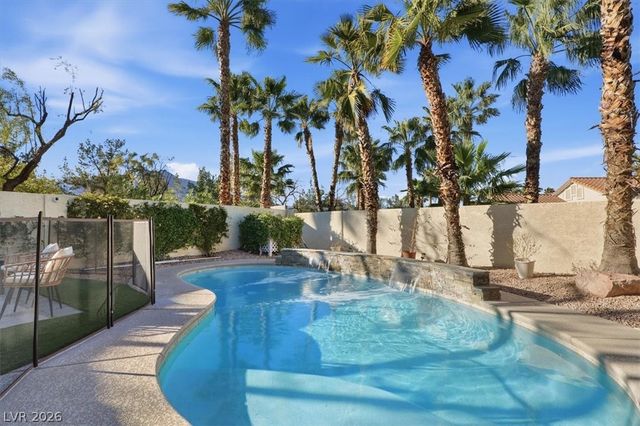 10240 Glen Ora Avenue, Las Vegas, NV 89134