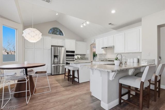 10240 Glen Ora Avenue, Las Vegas, NV 89134