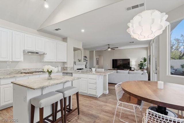 10240 Glen Ora Avenue, Las Vegas, NV 89134