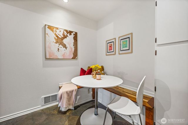 2301 NE 65th Street #202, Seattle, WA 98115