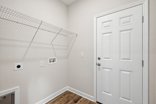 6116 Clover Street, Crestview, FL 32539