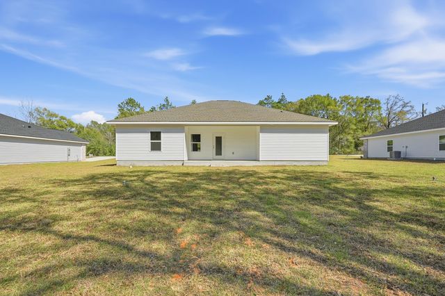 6116 Clover Street, Crestview, FL 32539