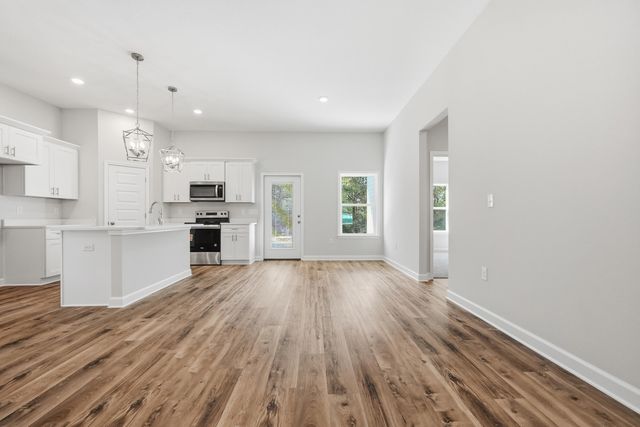 6116 Clover Street, Crestview, FL 32539