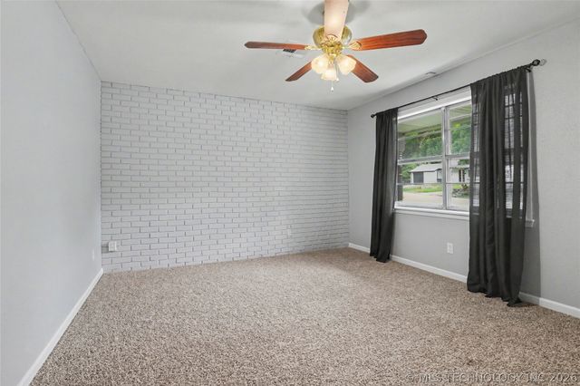 630 S 105th East Place, Tulsa, OK 74128