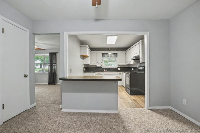 630 S 105th East Place, Tulsa, OK 74128