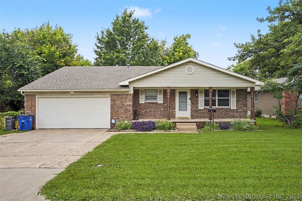 630 S 105th East Place, Tulsa, OK 74128