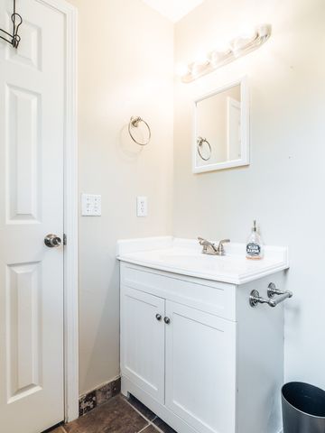 7 Claypole Lane, Bella Vista, AR 72715