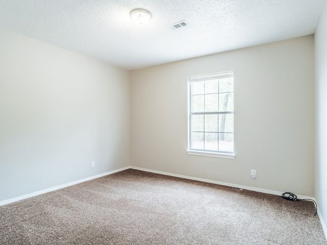 7 Claypole Lane, Bella Vista, AR 72715