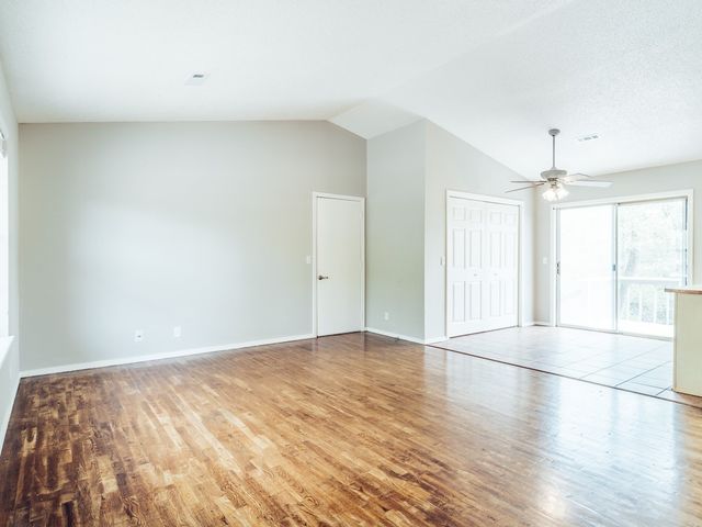 7 Claypole Lane, Bella Vista, AR 72715