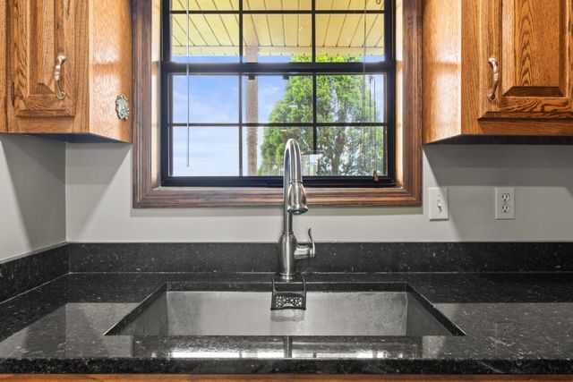 2370 Pulaski Hwy, Fayetteville, TN 37334