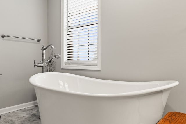 2370 Pulaski Hwy, Fayetteville, TN 37334