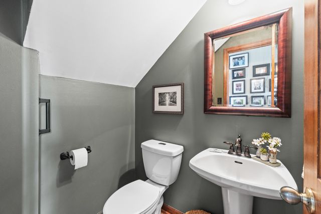 2370 Pulaski Hwy, Fayetteville, TN 37334