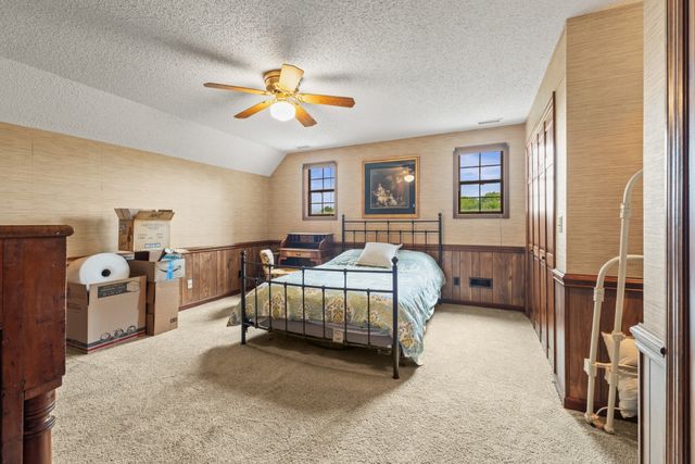 2370 Pulaski Hwy, Fayetteville, TN 37334