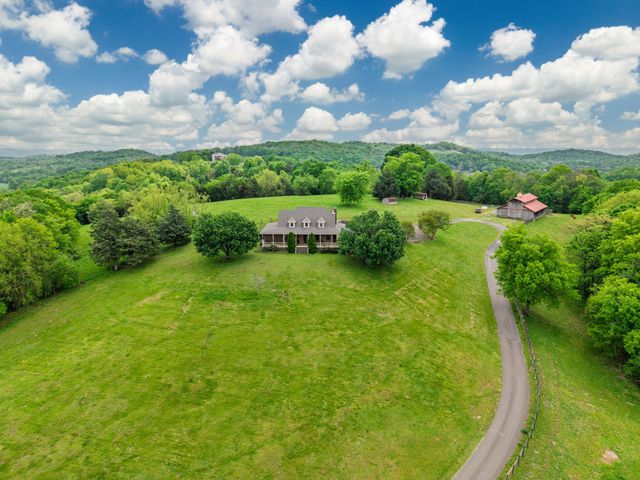 2370 Pulaski Hwy, Fayetteville, TN 37334