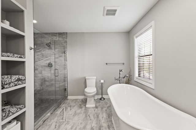 2370 Pulaski Hwy, Fayetteville, TN 37334