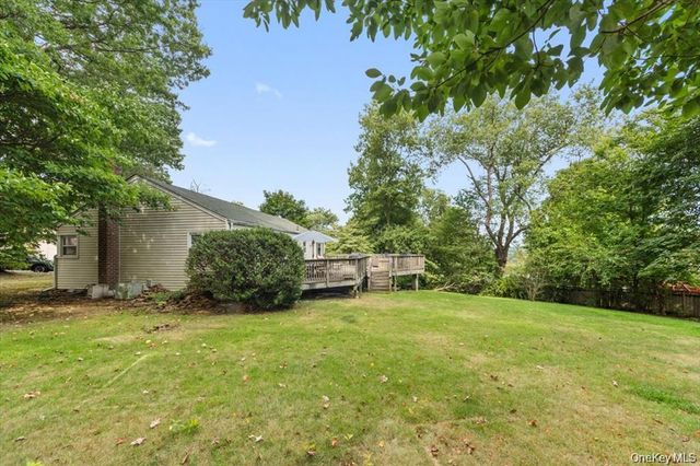 101 Cresthill Road, Yonkers, NY 10710