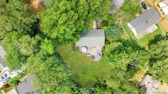 101 Cresthill Road, Yonkers, NY 10710