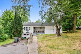 101 Cresthill Road, Yonkers, NY 10710