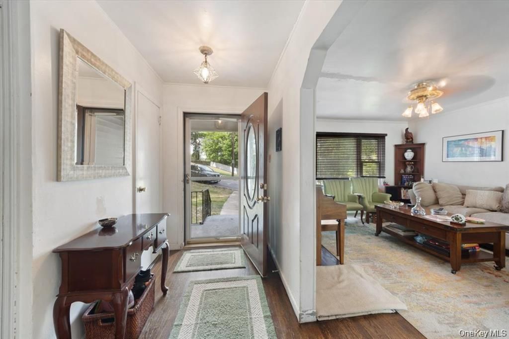 101 Cresthill Road, Yonkers, NY 10710 — photo 3