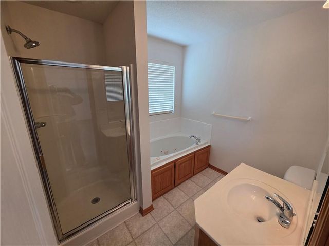 404 Blue Grass Drive, Raymore, MO 64083