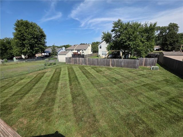 404 Blue Grass Drive, Raymore, MO 64083