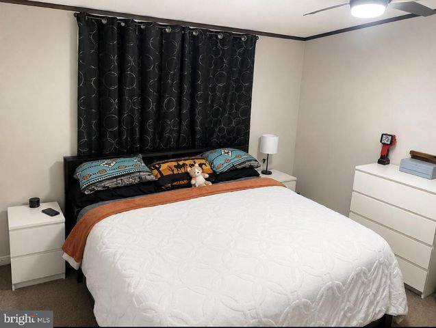306 HAMPSHIRE AVE, Reading, PA 19606