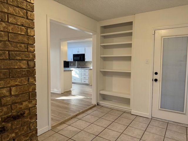 124 Brushy Mound Road, Burleson, TX 76028