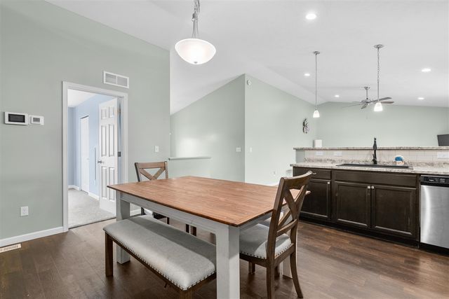 1630 Tea Pond Court, Vicksburg, MI 49097