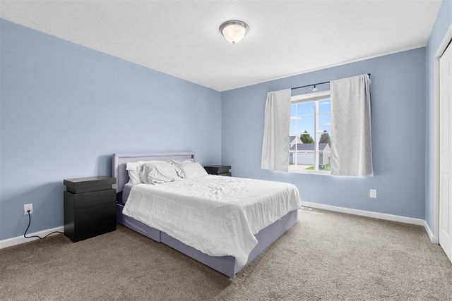 1630 Tea Pond Court, Vicksburg, MI 49097