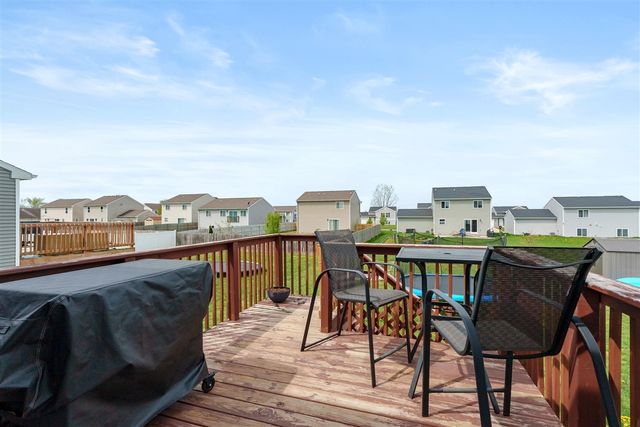 1630 Tea Pond Court, Vicksburg, MI 49097