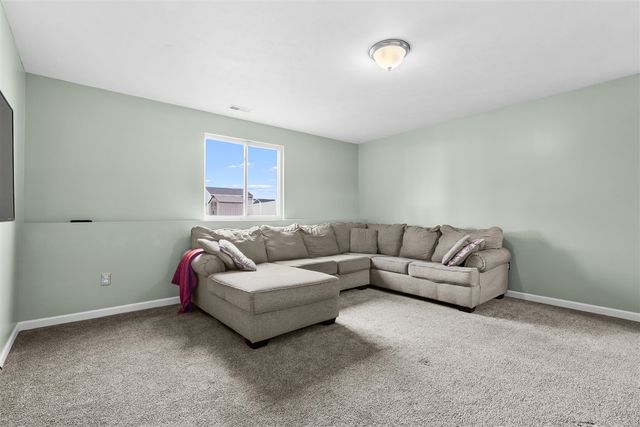 1630 Tea Pond Court, Vicksburg, MI 49097