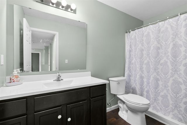 1630 Tea Pond Court, Vicksburg, MI 49097