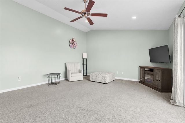 1630 Tea Pond Court, Vicksburg, MI 49097