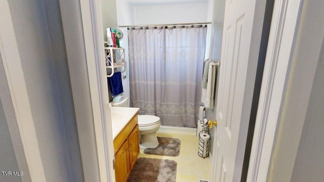 216 Laurel Street, Morristown, TN 37813