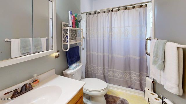 216 Laurel Street, Morristown, TN 37813