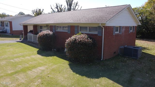 216 Laurel Street, Morristown, TN 37813