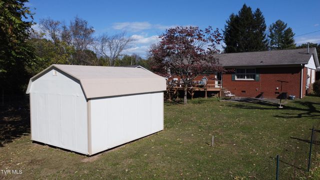 216 Laurel Street, Morristown, TN 37813